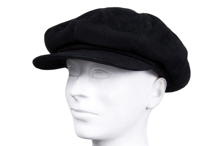 detail kožený dámský baret