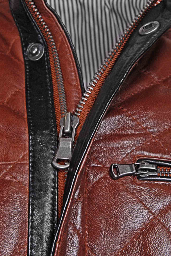 detail Kožená pánská zimní bunda prošívaná, VĚTŠÍ VELIKOST