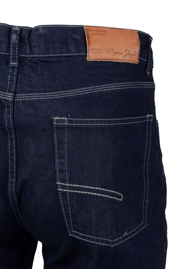 detail Papion jeans